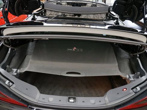 Used 2012 Mercedes-Benz SL 550 SL 550 image 25