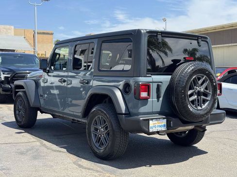Used 2024 Jeep Wrangler Unlimited Sport AWD/4WD image 11