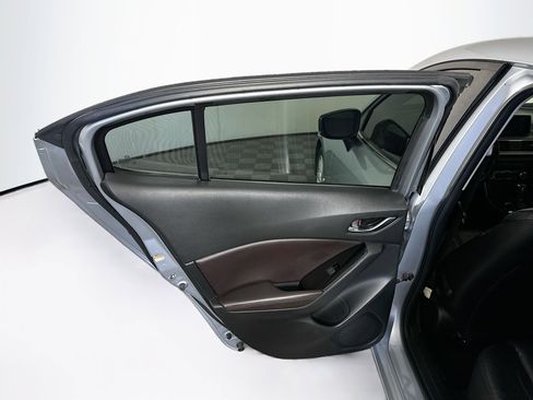 Used 2017 MAZDA MAZDA3 Touring image 24