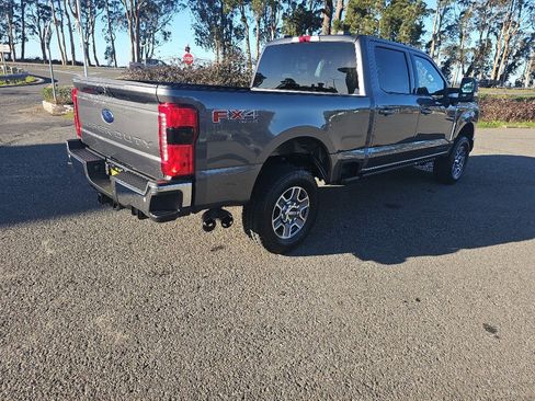 New 2026 Ford F250 Lariat w/ FX4 Off-Road Package image 6