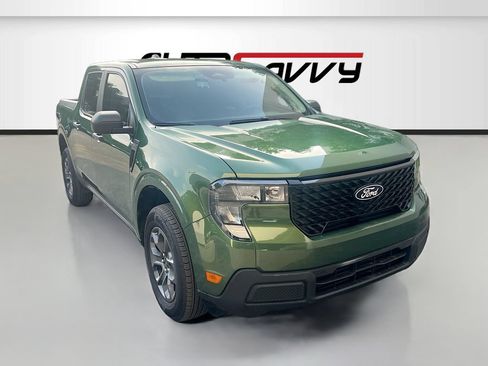 Used 2025 Ford Maverick XLT FWD image 1