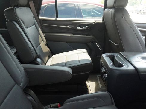 Used 2022 GMC Yukon Denali AWD/4WD image 10