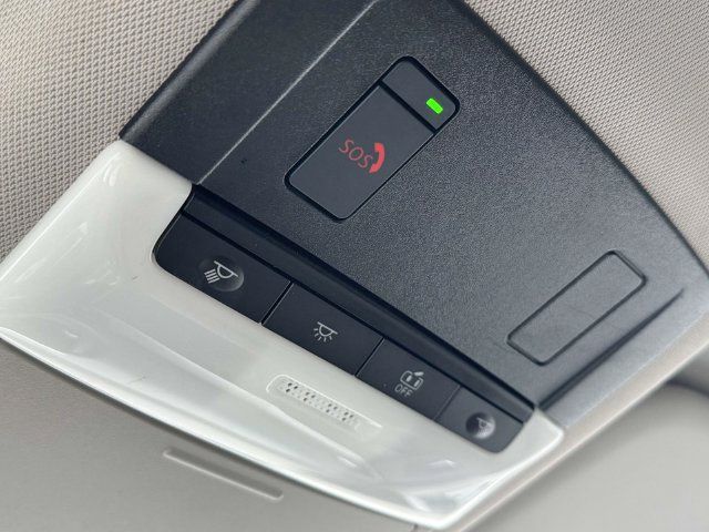Used 2023 Nissan Rogue SV AWD/4WD image 13