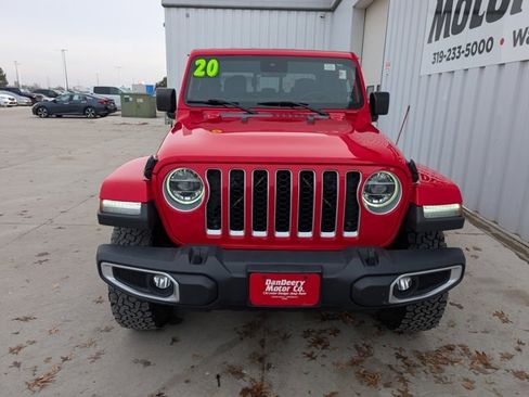 Used 2020 Jeep Gladiator Overland image 37