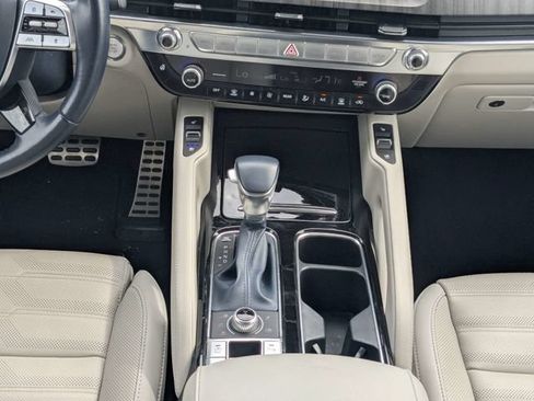 Used 2024 Kia Telluride SX Prestige w/ Towing Package AWD/4WD image 19