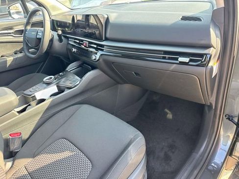 New 2026 Kia Sportage LX image 15