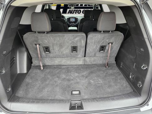 Used 2018 Chevrolet Traverse LT image 31