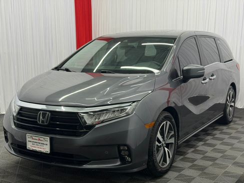 Used 2023 Honda Odyssey Touring image 9