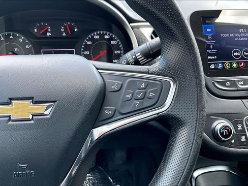 Used 2024 Chevrolet Malibu LT image 24