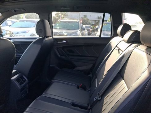 Used 2024 Volkswagen Tiguan SE R-Line FWD image 8