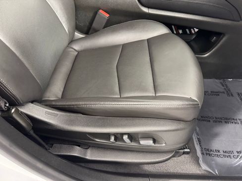 Used 2025 Cadillac XT5 Premium Luxury image 34