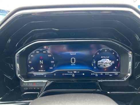 Used 2025 Chevrolet Silverado 1500 LTZ w/ LTZ Convenience Package II AWD/4WD image 14