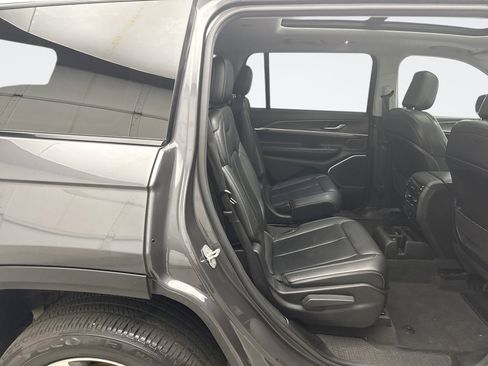 Used 2021 Jeep Grand Cherokee L Limited image 20