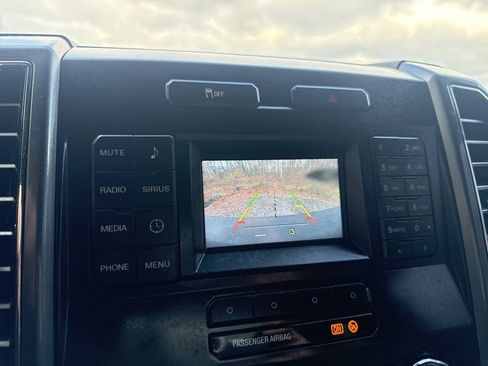 Used 2019 Ford F250 XLT image 30