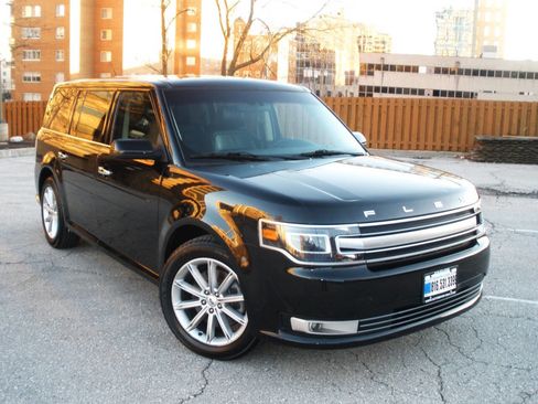 Used 2019 Ford Flex Limited image 2