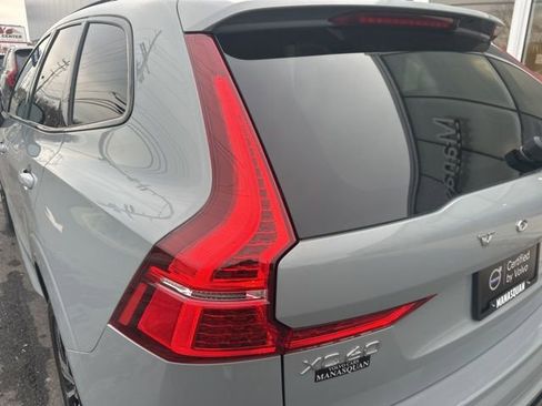 Certified 2025 Volvo XC60 B5 Plus image 10
