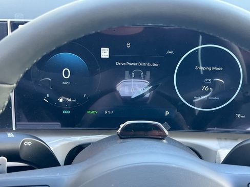 New 2025 Hyundai Tucson Limited image 25