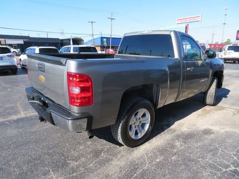 Used 2013 Chevrolet Silverado 1500 W/T RWD image 5