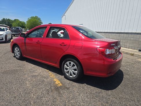 Used 2013 Toyota Corolla L FWD image 4
