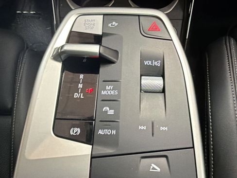 Used 2025 BMW X2 xDrive28i w/ Technology Package image 14