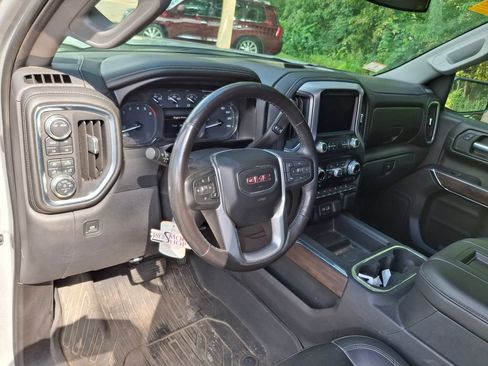 Used 2021 GMC Sierra 1500 SLT w/ SLT Premium Package AWD/4WD image 9