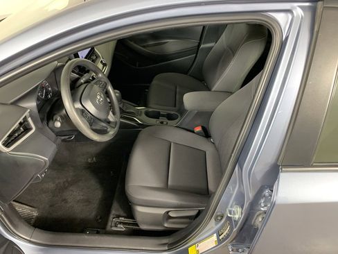 Used 2023 Toyota Corolla LE w/ Carpet Mat Package (TMS) image 17