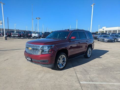 Used 2019 Chevrolet Tahoe LS w/ All-Season Package image 8