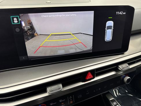 Used 2025 Kia Sorento S w/ Panoramic Sunroof Package FWD image 65