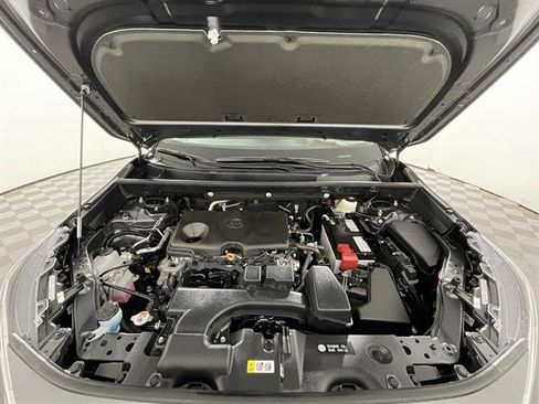 Certified 2025 Toyota RAV4 LE image 21