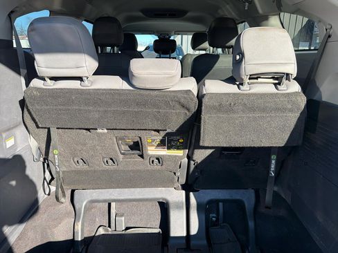 Used 2022 Toyota Sienna LE image 12