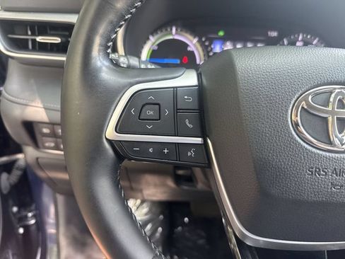 Used 2022 Toyota Highlander Platinum AWD/4WD image 19