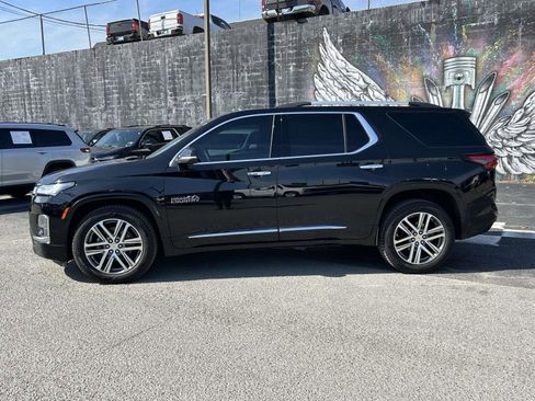 Used 2023 Chevrolet Traverse High Country image 6