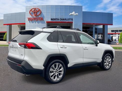 Used 2025 Toyota RAV4 XLE Premium w/ Weather Package FWD image 8