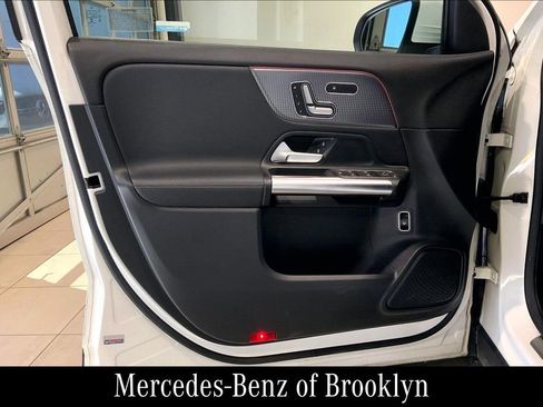 Certified 2023 Mercedes-Benz GLA 250 4MATIC image 22