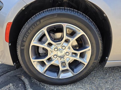 Used 2015 Dodge Charger SXT w/ AWD Plus Group image 40