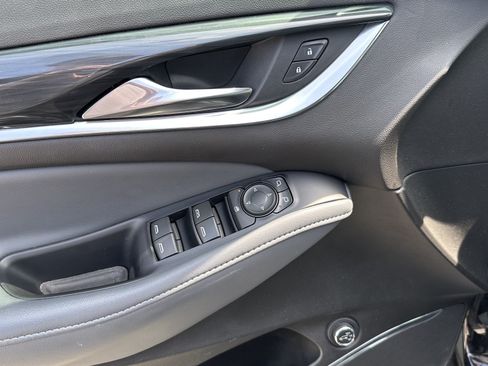 Used 2021 Buick Enclave Essence w/ Sound and Sites Package FWD image 17