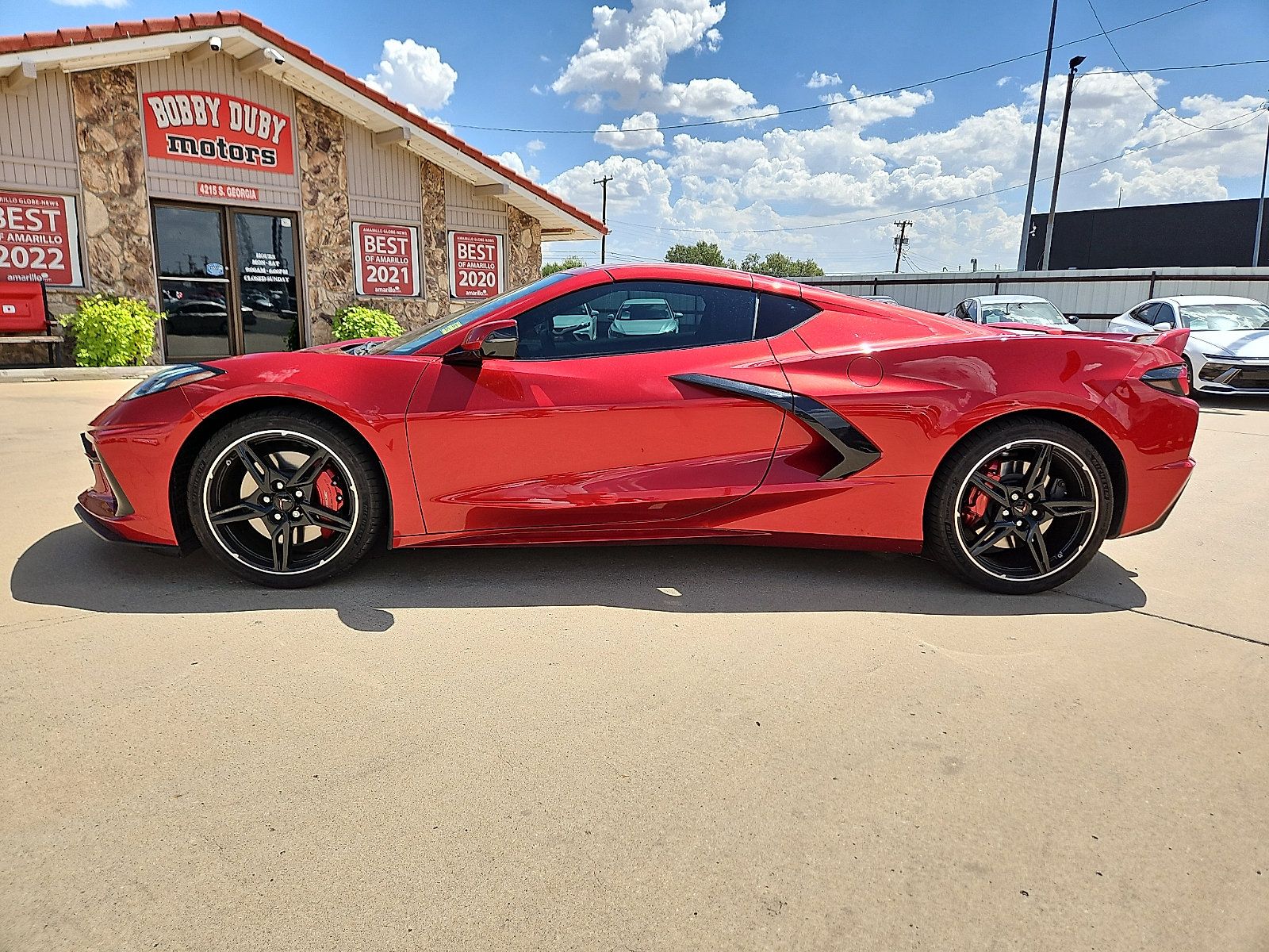 Used 2023 Chevrolet Corvette Stingray Coupe w/ Z51 Performance Package RWD image 2