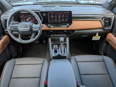 New 2026 GMC Canyon AT4 w/ Technology Plus Package AWD/4WD image 14