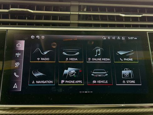 Certified 2025 Audi RS Q8 performance image 16