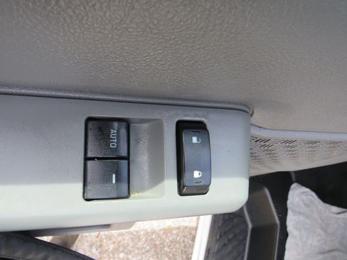 Used 2014 Ford E-150 and Econoline 150 w/ Commercial Cargo Van Package image 9