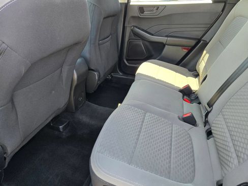 Used 2022 Ford Escape SE FWD image 16