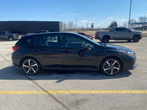 Used 2023 Subaru Impreza 2.0i Sport image 2