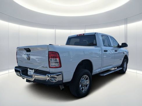 Used 2020 RAM 2500 Tradesman w/ Chrome Appearance Group AWD/4WD image 4