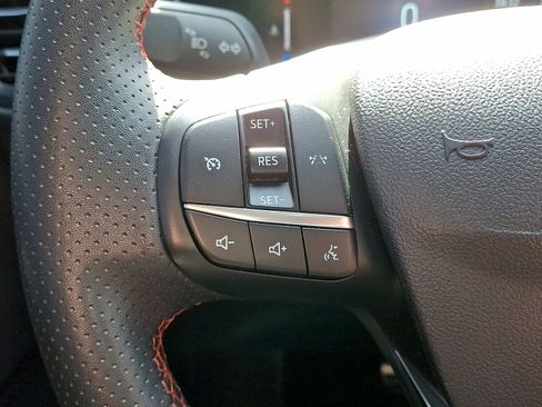 Used 2024 Ford Escape ST-Line FWD image 17