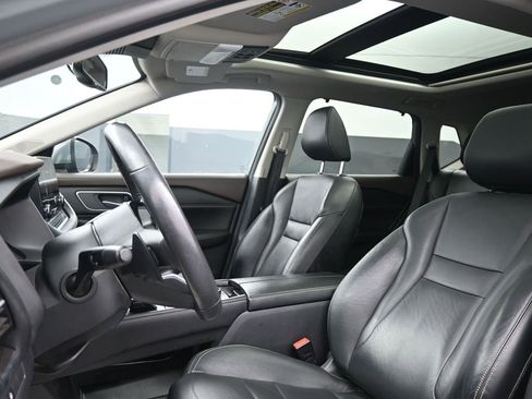 Used 2021 Nissan Rogue SL w/ Premium Package image 11