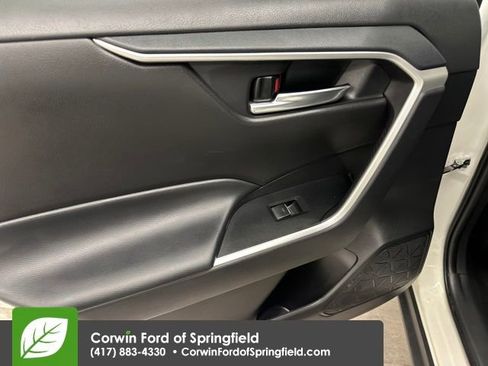 Used 2024 Toyota RAV4 XLE image 18