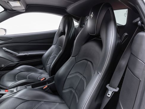 Certified 2018 Ferrari 488 GTB RWD image 34