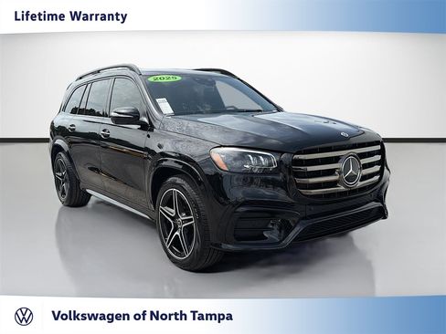 Used 2025 Mercedes-Benz GLS 450 4MATIC image 1