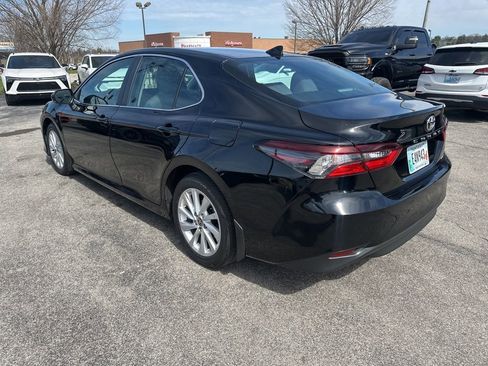 Used 2023 Toyota Camry LE image 4
