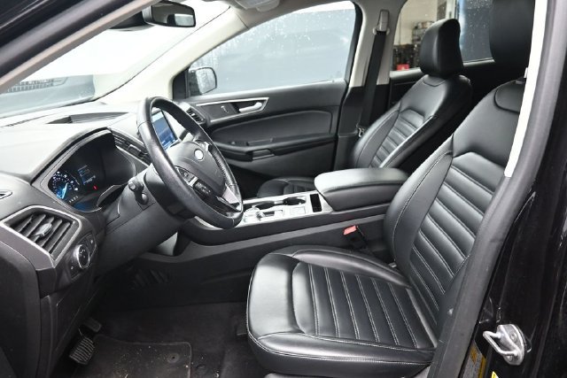 Used 2024 Ford Edge SEL AWD/4WD image 13